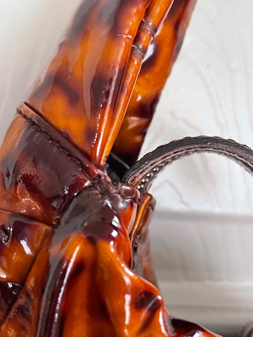 Vintage Gucci Hysteria Hobo Bag Brown Patent Leather Large - Picture 8 of 16